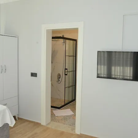 Hyvillas Miray 빌라 무글라