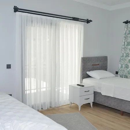 Hyvillas Miray فيلة