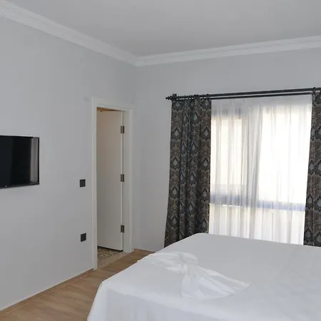 Hyvillas Miray فيلة موجلا